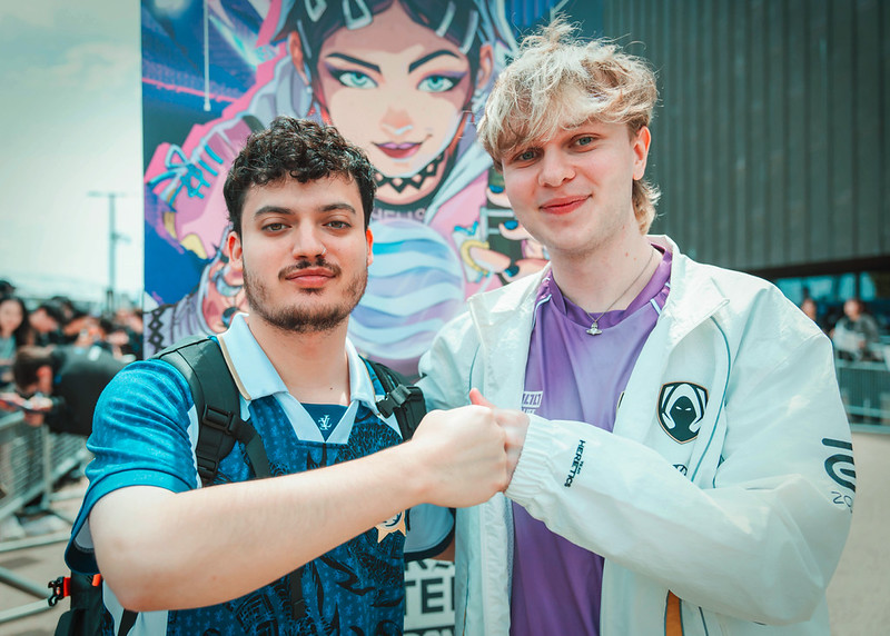Leviatán y Team Heretics